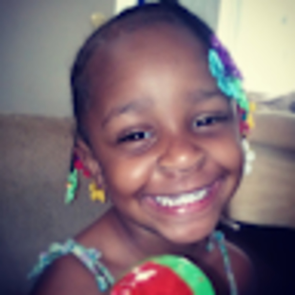 Meet your Posher, Latisha